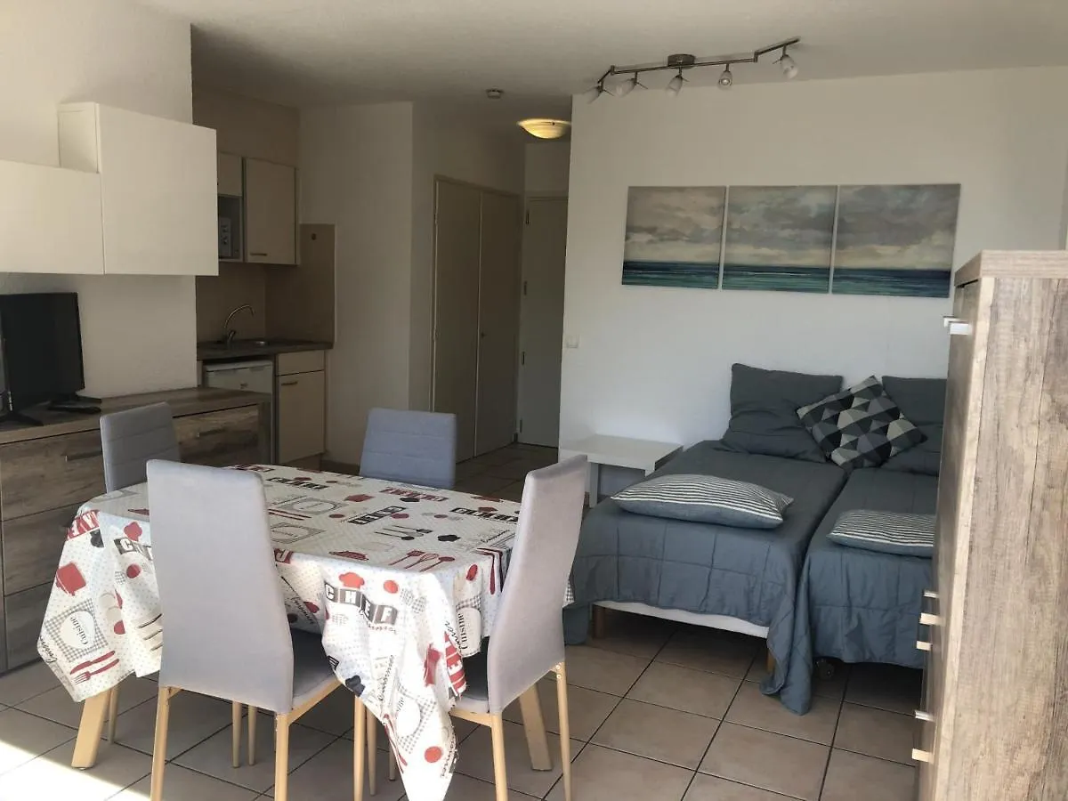 아파트 Studio Climat. Avec Balcon Proche Plage Et Commerces, Wi-Fi Gratuit - Fr-1-466A-27 Saint-Raphaël 프랑스